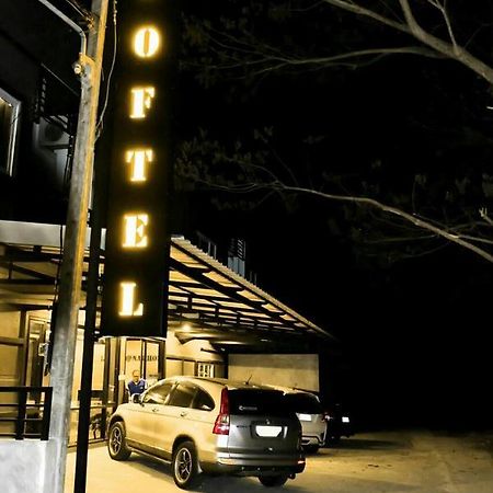 Loftel @ Nakhon Hostel Накхон Си Тамарат Екстериор снимка