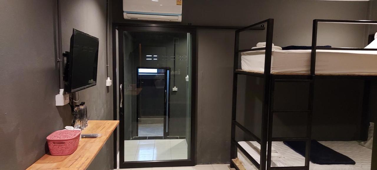 Loftel @ Nakhon Hostel Накхон Си Тамарат Екстериор снимка