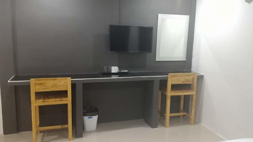 Loftel @ Nakhon Hostel Накхон Си Тамарат Екстериор снимка