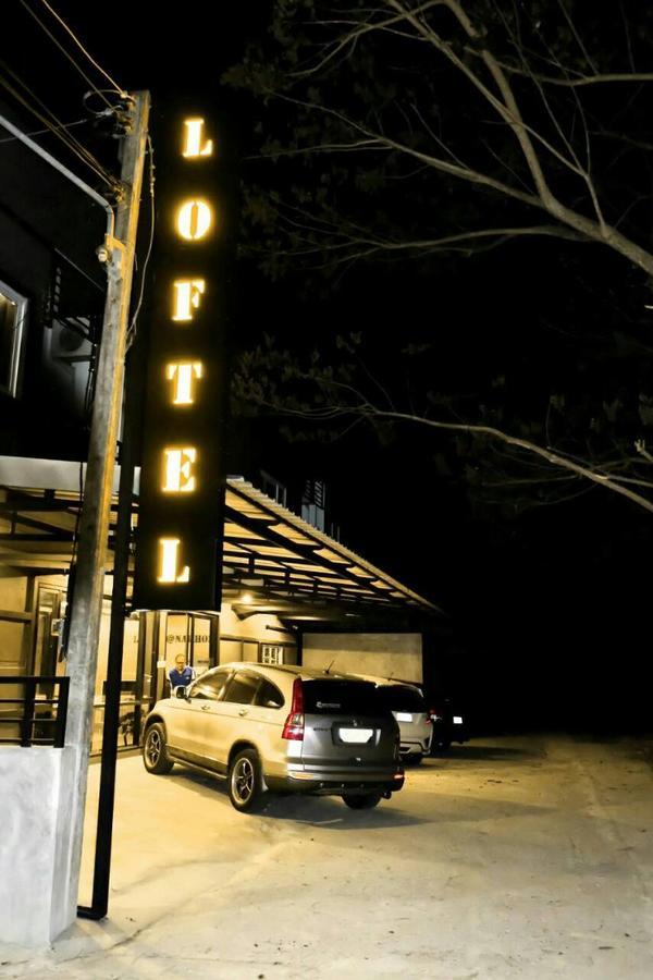 Loftel @ Nakhon Hostel Накхон Си Тамарат Екстериор снимка